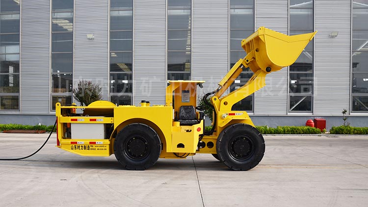 1方電動鏟運機(jī)